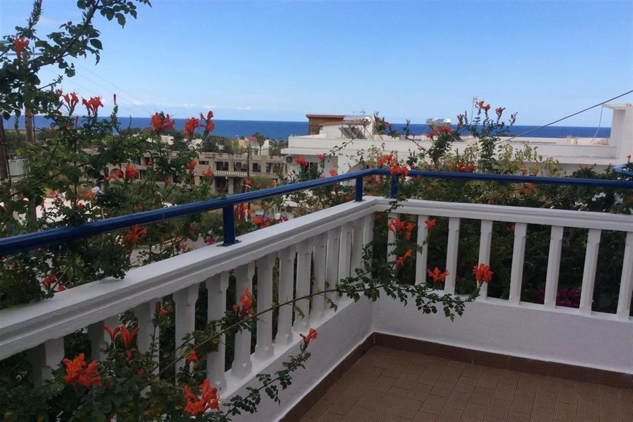 Panorama Hotel เกนนาดี ภายนอก รูปภาพ